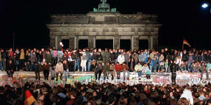 9 NOVEMBRE 1989: 30 ANNI FA IL CROLLO DEL MURO DI BERLINO.